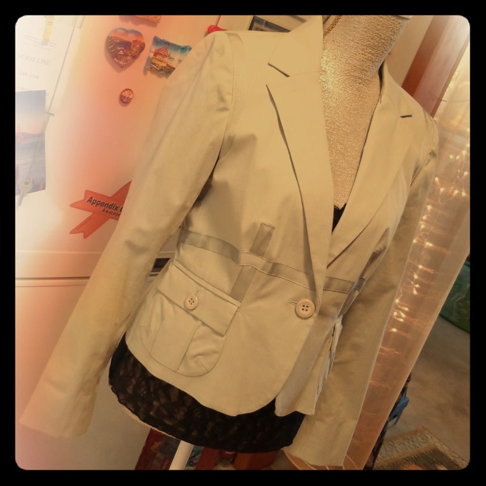 Tapemeasure Petite Lt Aqua Jacket
